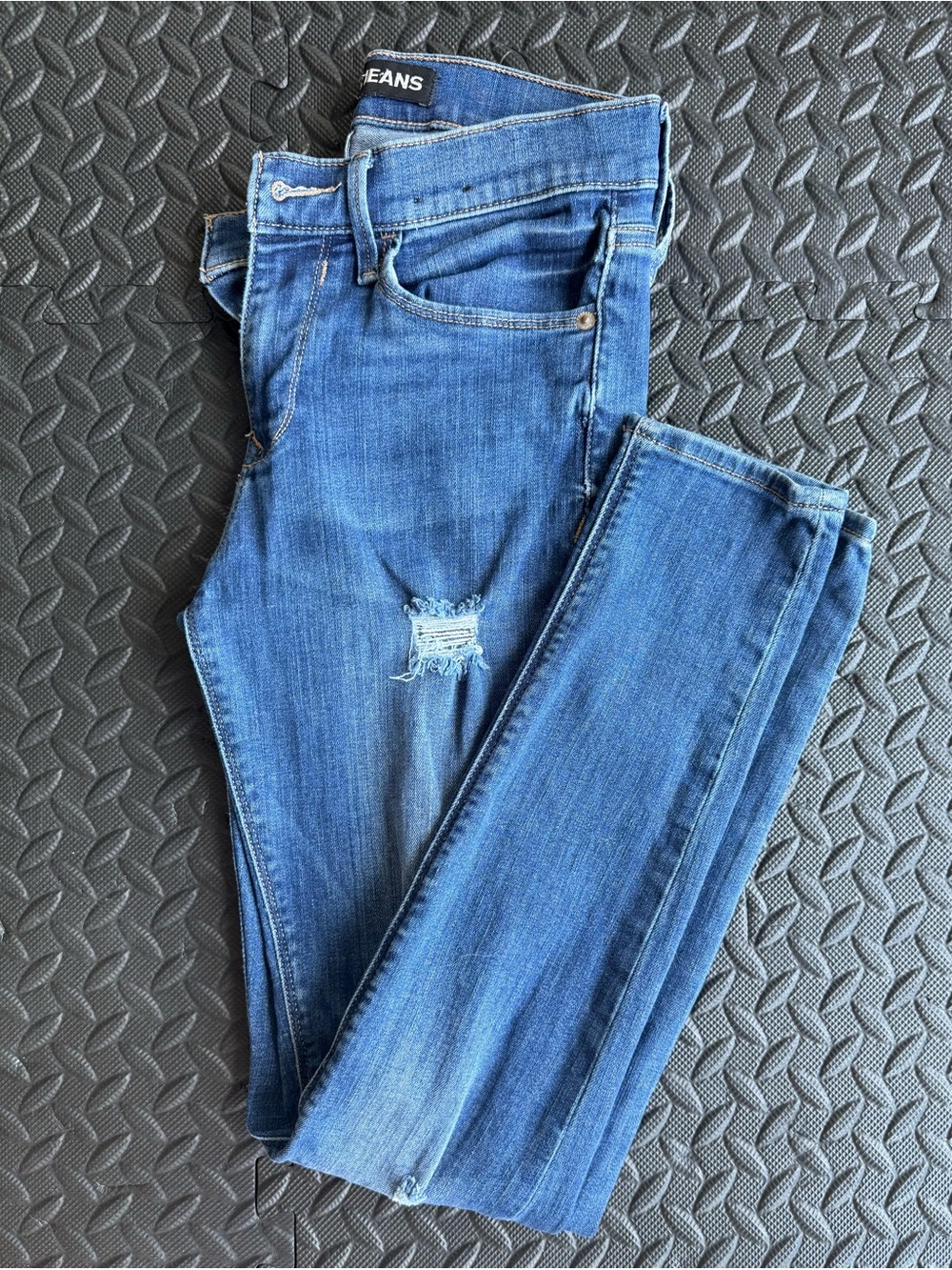 Express Women's Medium Blue Distressed Skinny Jeans